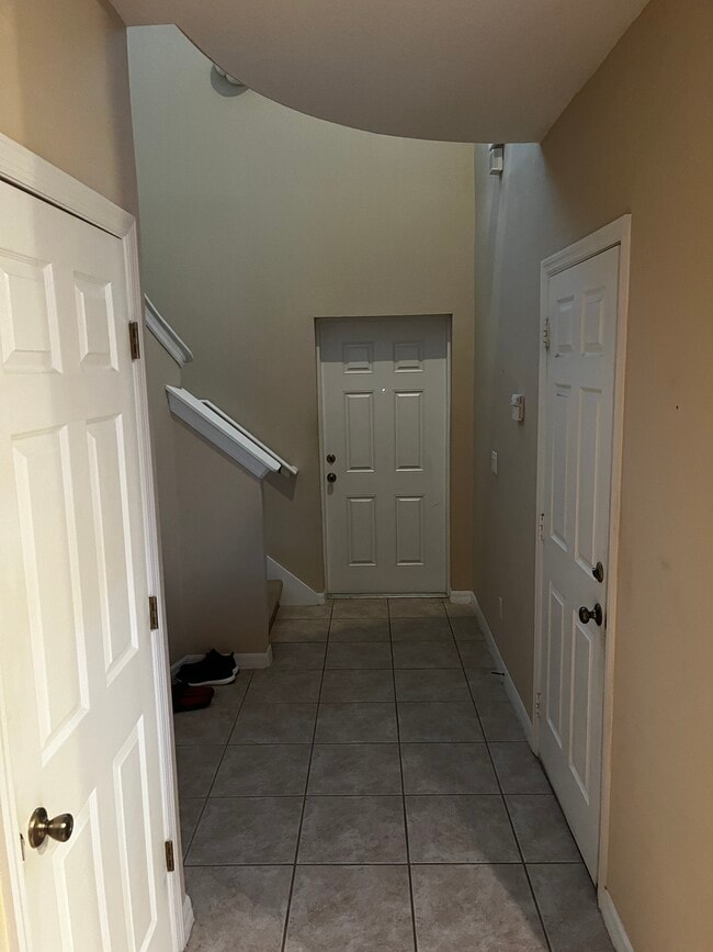 3451 Windsor Lake Cir in Sanford, FL - Building Photo - Building Photo