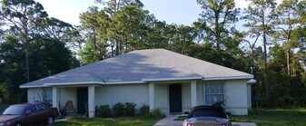 7843 W Solar Plz in Homosassa, FL - Building Photo