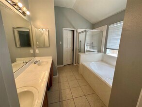 4542 Reams Ln in Fresno, TX - Building Photo - Building Photo