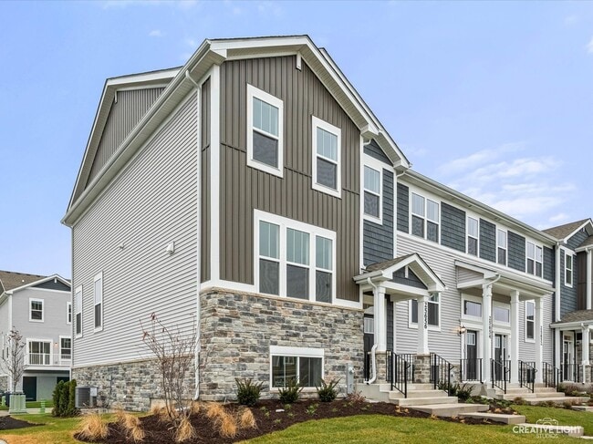 property at 25656 W Yorkshire Dr