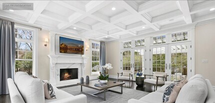 496 Wainscott Harbor Rd in Sagaponack, NY - Building Photo - Building Photo