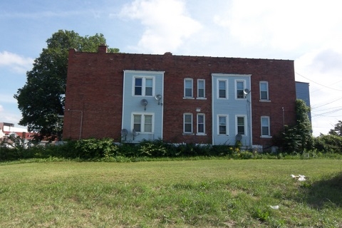 1711-1715 Main St in Buffalo, NY - Foto de edificio - Building Photo