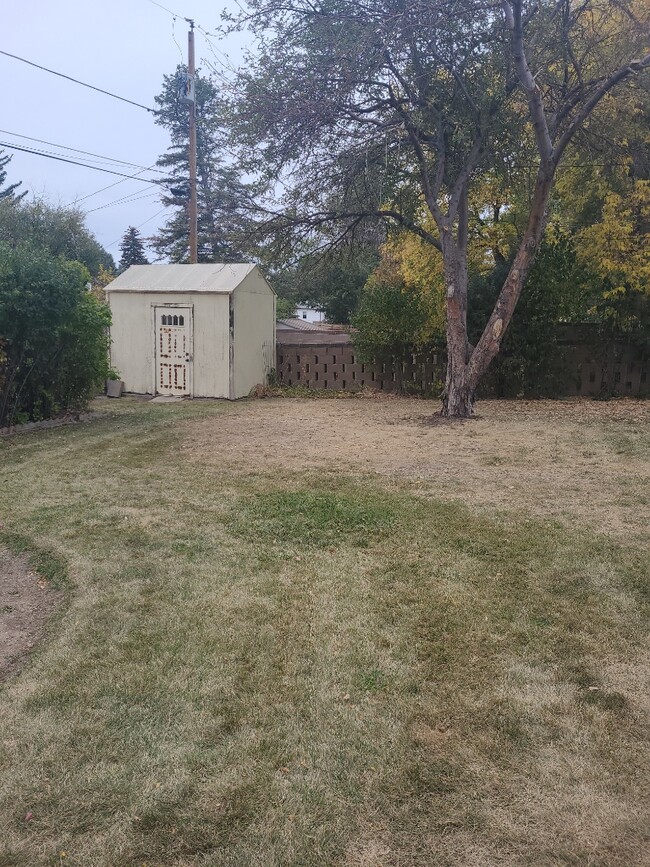 property at 2985 Kelley Dr