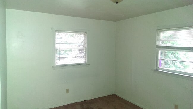 4129-4131 Fourth St in Chesapeake, VA - Building Photo - Building Photo