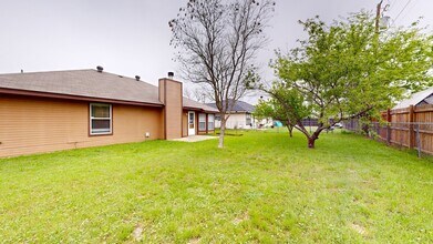 2614 Lazy Ridge Dr in Killeen, TX - Building Photo - Building Photo