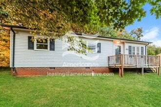 610 3rd St Pl SW in Conover, NC - Building Photo - Building Photo