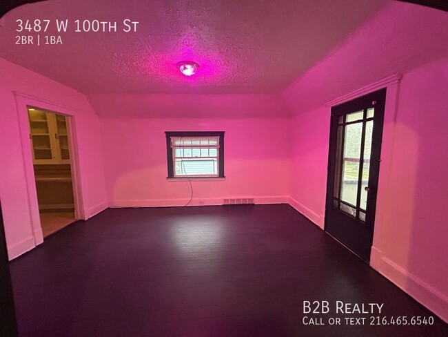 3487 W 100th St in Cleveland, OH - Building Photo - Building Photo