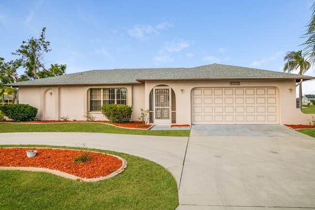 property at 1413 SE 30th St