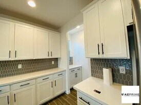 9025 W Denton Ln in Glendale, AZ - Building Photo