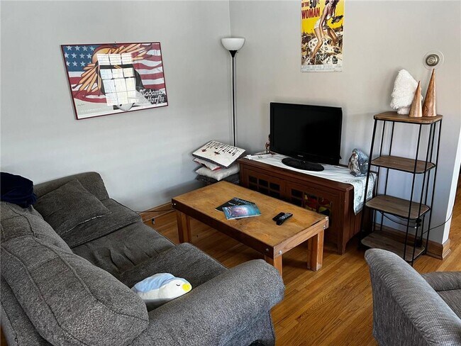 814 5th St SE in Minneapolis, MN - Building Photo - Building Photo