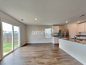 6074 Mason Tucker Dr in Inman, SC - Building Photo - Building Photo