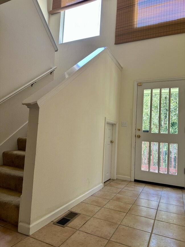 25060 Soquel San Jose Rd in Los Gatos, CA - Building Photo - Building Photo