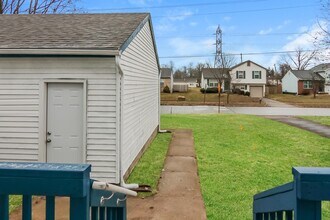 2405 Edmonton Rd in Columbus, OH - Building Photo - Building Photo