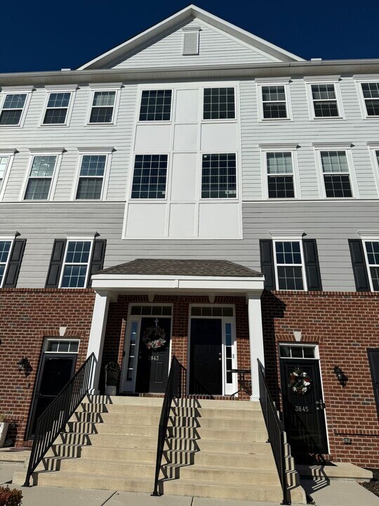 3847 Green St in Claymont, DE - Building Photo