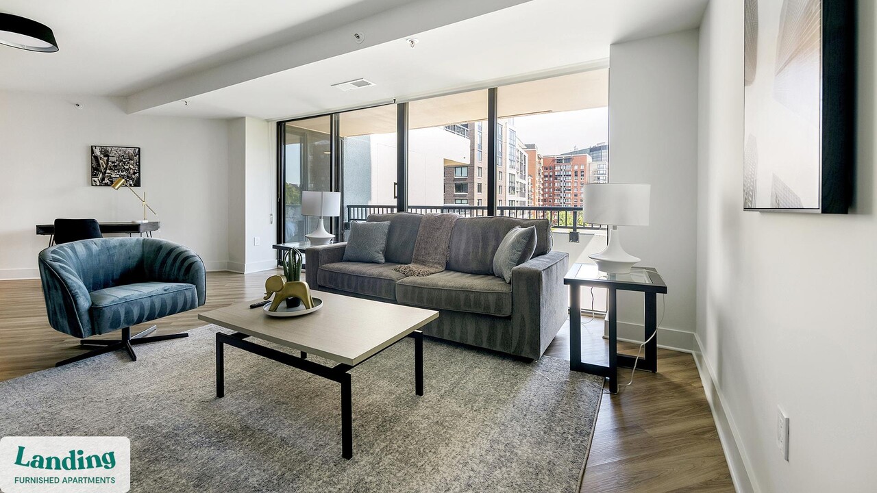 1550 Clarendon Blvd in Arlington, VA - Foto de edificio