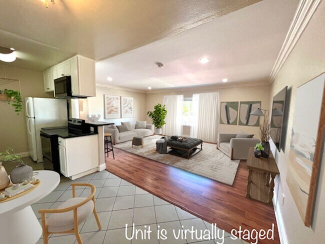 property at 1720 Newport Ave