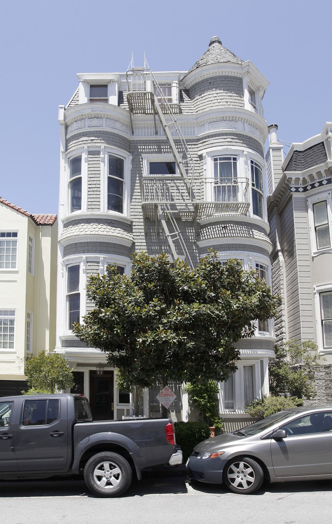 2418 Washington St in San Francisco, CA - Building Photo - Building Photo