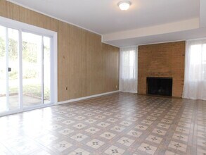 6421 Earlham Dr in Bethesda, MD - Building Photo - Building Photo