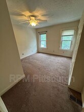 122 Earl St in Pittsburgh, PA - Building Photo - Building Photo
