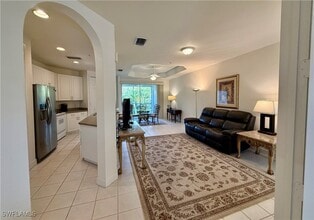 1335 Sweetwater Cove in Naples, FL - Building Photo - Building Photo