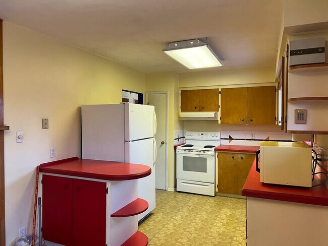 11330-1137A 137 A St in Surrey, BC - Building Photo - Building Photo