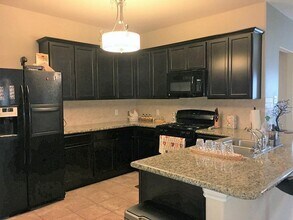 9211 Adobe Sky Ct in Richmond, TX - Foto de edificio - Building Photo