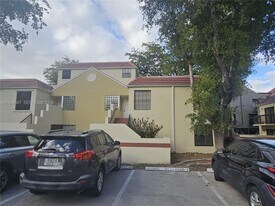 13067 SW 88th Terrace S in Miami, FL - Building Photo