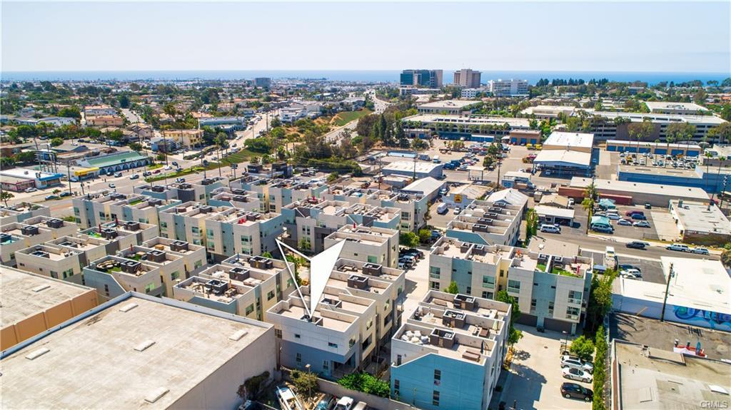 1533 Sullivan Ave in Costa Mesa, CA - Building Photo