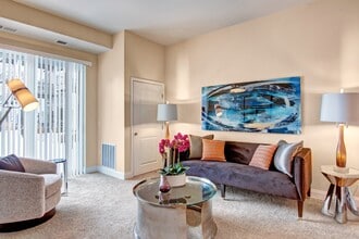 4800 Excelsior in St. Louis Park, MN - Foto de edificio - Building Photo