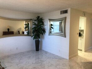 1131 SE 4th St in Boynton Beach, FL - Building Photo - Building Photo