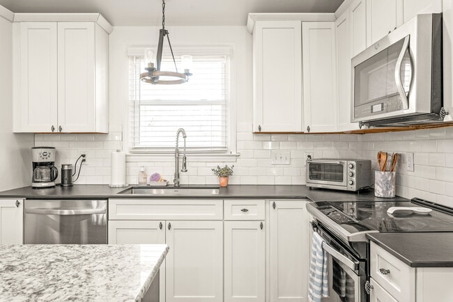 property at 5015 Baylor Dr