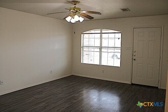 5402 Lauren Lea Dr in Killeen, TX - Building Photo - Building Photo