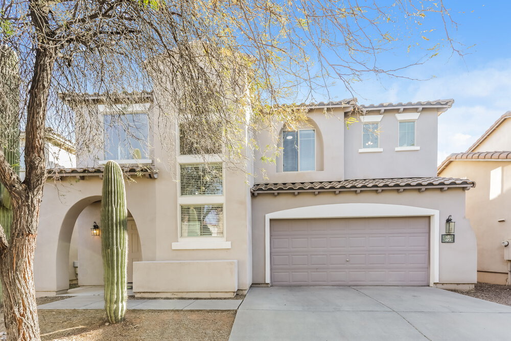 49 W Camino Rancho Palomas in Sahuarita, AZ - Foto de edificio