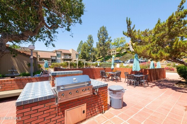 460 Arbor Ln Ct in Thousand Oaks, CA - Building Photo - Building Photo