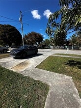 10452 SW 177th St in Miami, FL - Building Photo - Building Photo