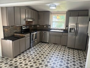 5927 Old Harding Pike in Nashville, TN - Building Photo - Building Photo