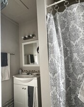 58-60 Burbank St, Unit 19 in Boston, MA - Building Photo - Building Photo