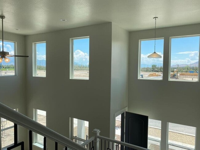 3742 Canyon Falls Dr in Lehi, UT - Building Photo - Building Photo