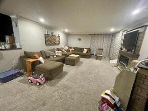 1447 Stead Dr in Menasha, WI - Building Photo - Building Photo