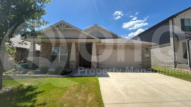 property at 3804 Arroyo Trl