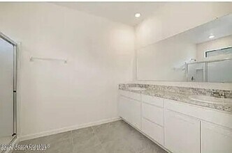 463 Old Country Rd S E in Palm Bay, FL - Building Photo - Building Photo