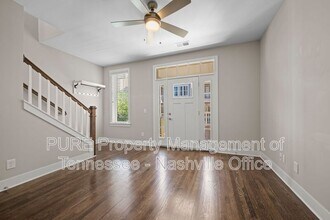 215 Porter Village Cir in Nashville, TN - Building Photo - Building Photo