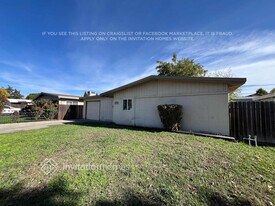 312 Hopkins Dr in Fairfield, CA - Building Photo