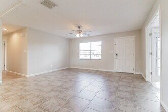 4717 Seattle St in Cocoa, FL - Building Photo - Building Photo