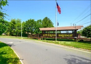 11 Pine Cluster Cir in Englishtown, NJ - Building Photo