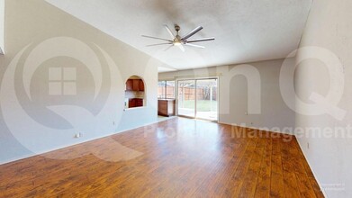 5101 Bartlett Dr in The Colony, TX - Building Photo - Building Photo