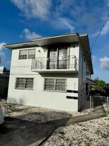 2617 NW 23rd Ave in Miami, FL - Building Photo