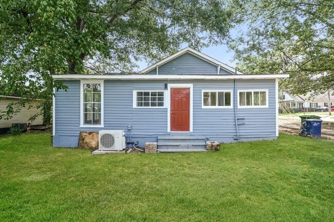 101 N 14th St in Griffin, GA - Foto de edificio - Building Photo