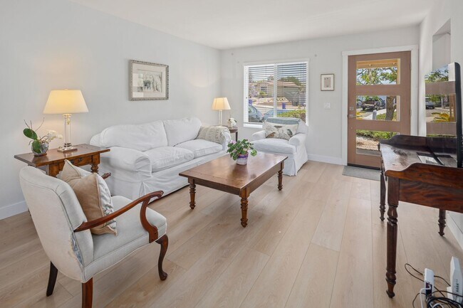 1779 Round Tree Dr in Oceanside, CA - Building Photo - Building Photo
