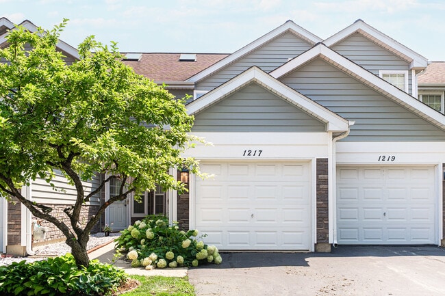1217 Cranbrook Dr